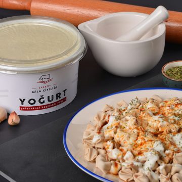 Geleneksel Kaymaklı Yoğurt